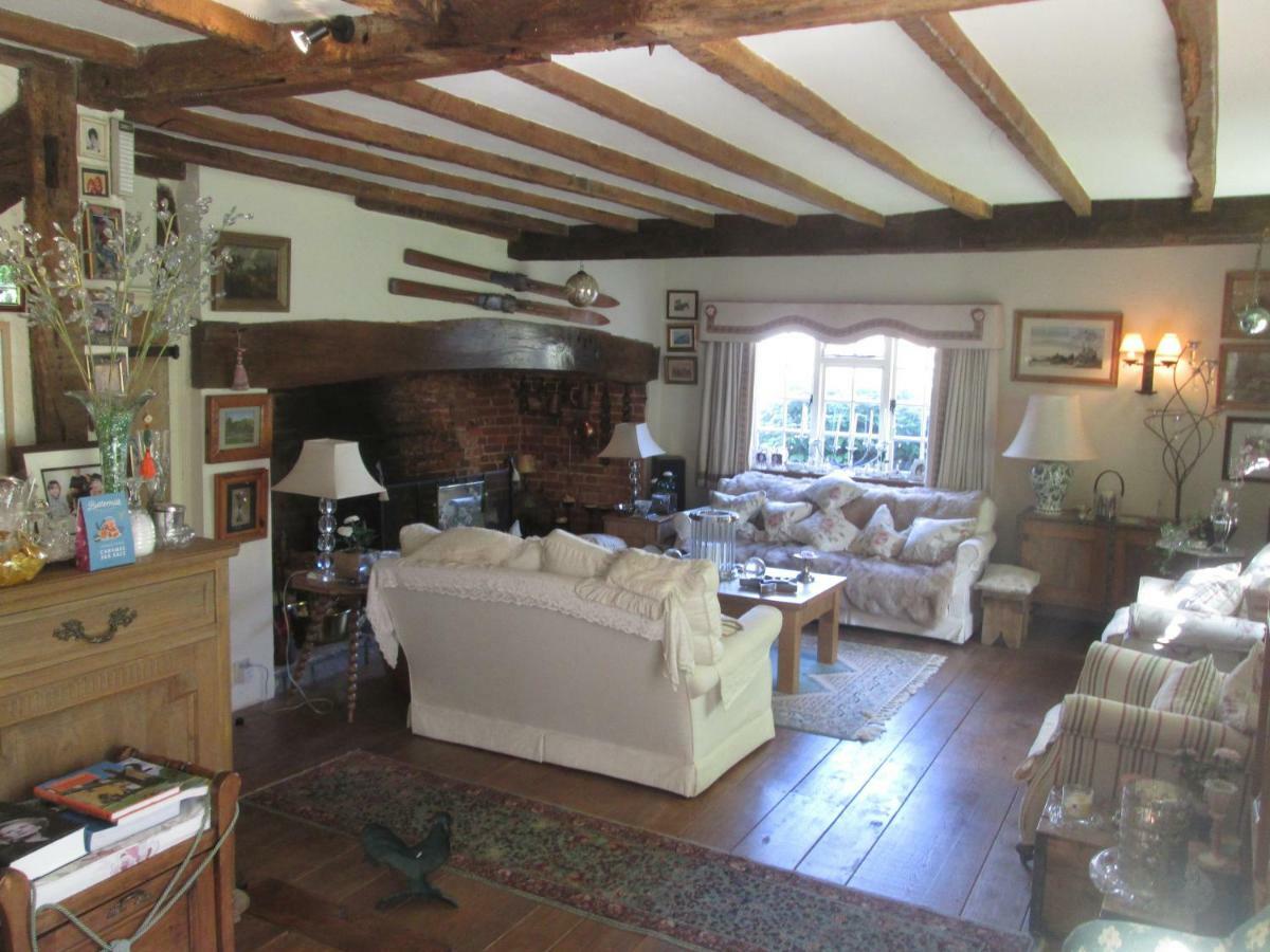 Clayton Wickham Farmhouse Hurstpierpoint Exterior foto