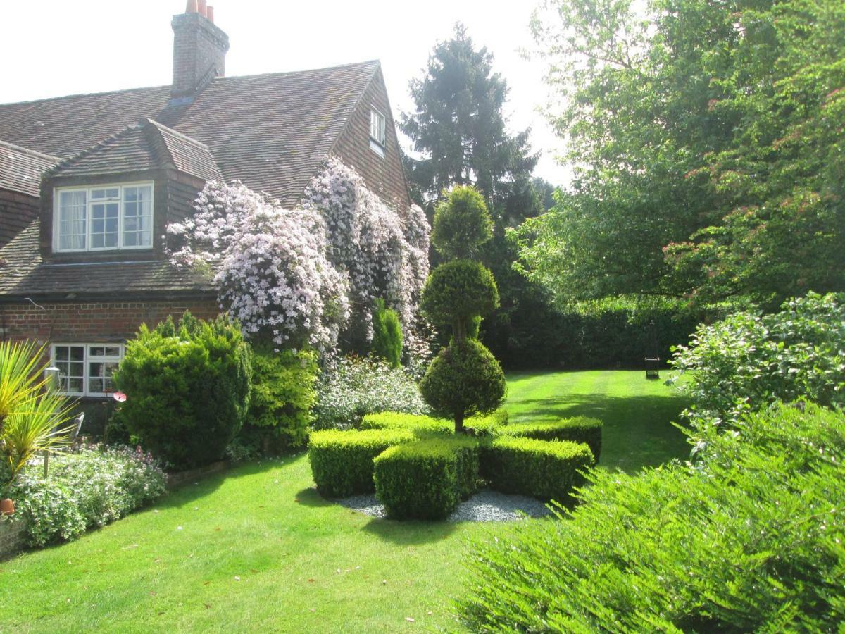 Clayton Wickham Farmhouse Hurstpierpoint Exterior foto